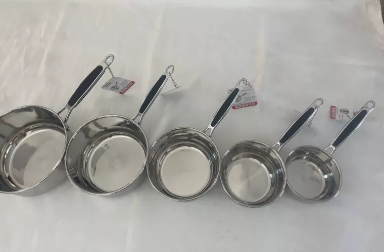 Où acheter une batterie de casseroles en inox 18/10 ?, Saint-Étienne, Boutique Guillet
