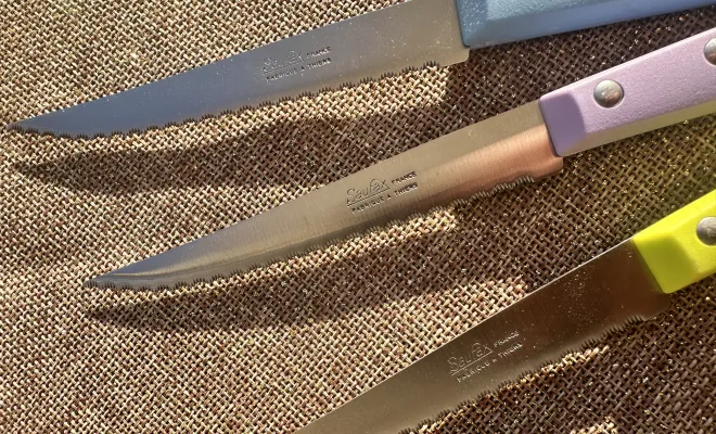Vente de couteau à steak Saufax à Saint-Galmier, proximité de Saint-Étienne, Boutique Guillet