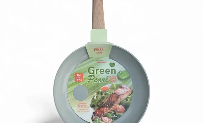 Poêle en céramique 28 cm à Veauche, proximité de Saint-Étienne, Boutique Guillet