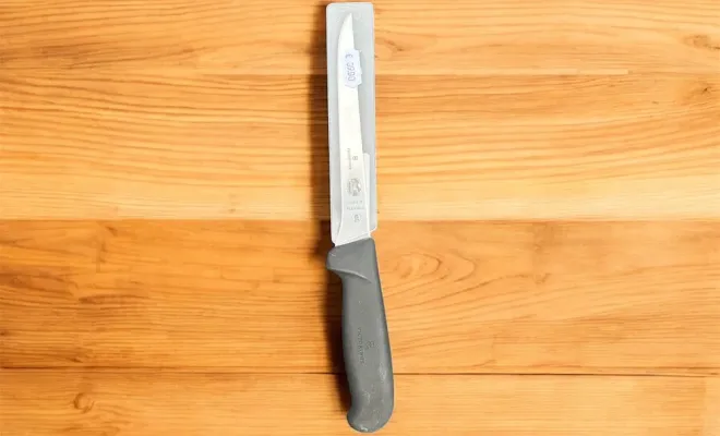 Couteaux à désosser à Montbrison, proximité de Saint-Étienne, Boutique Guillet